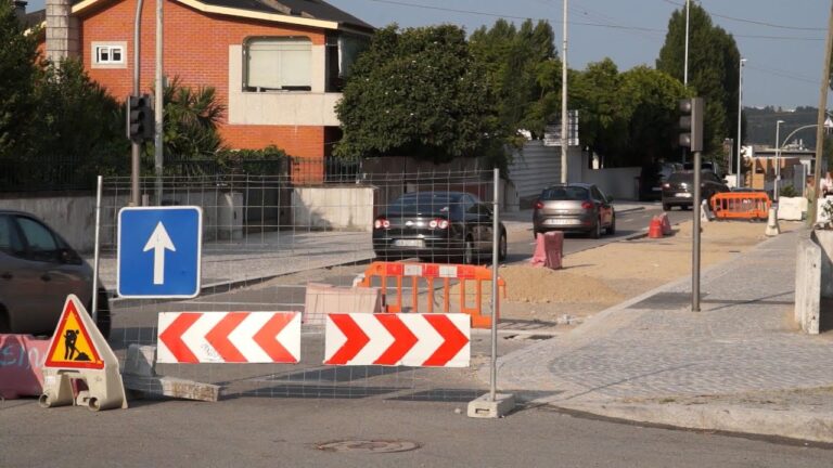 Descubra a Avenida Carlos de Oliveira Campos: História e Atrações